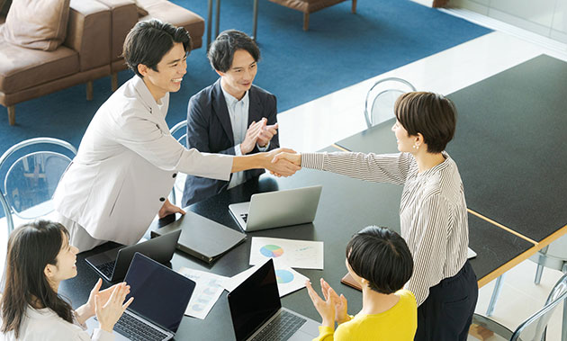 アルムナイ採用とは？